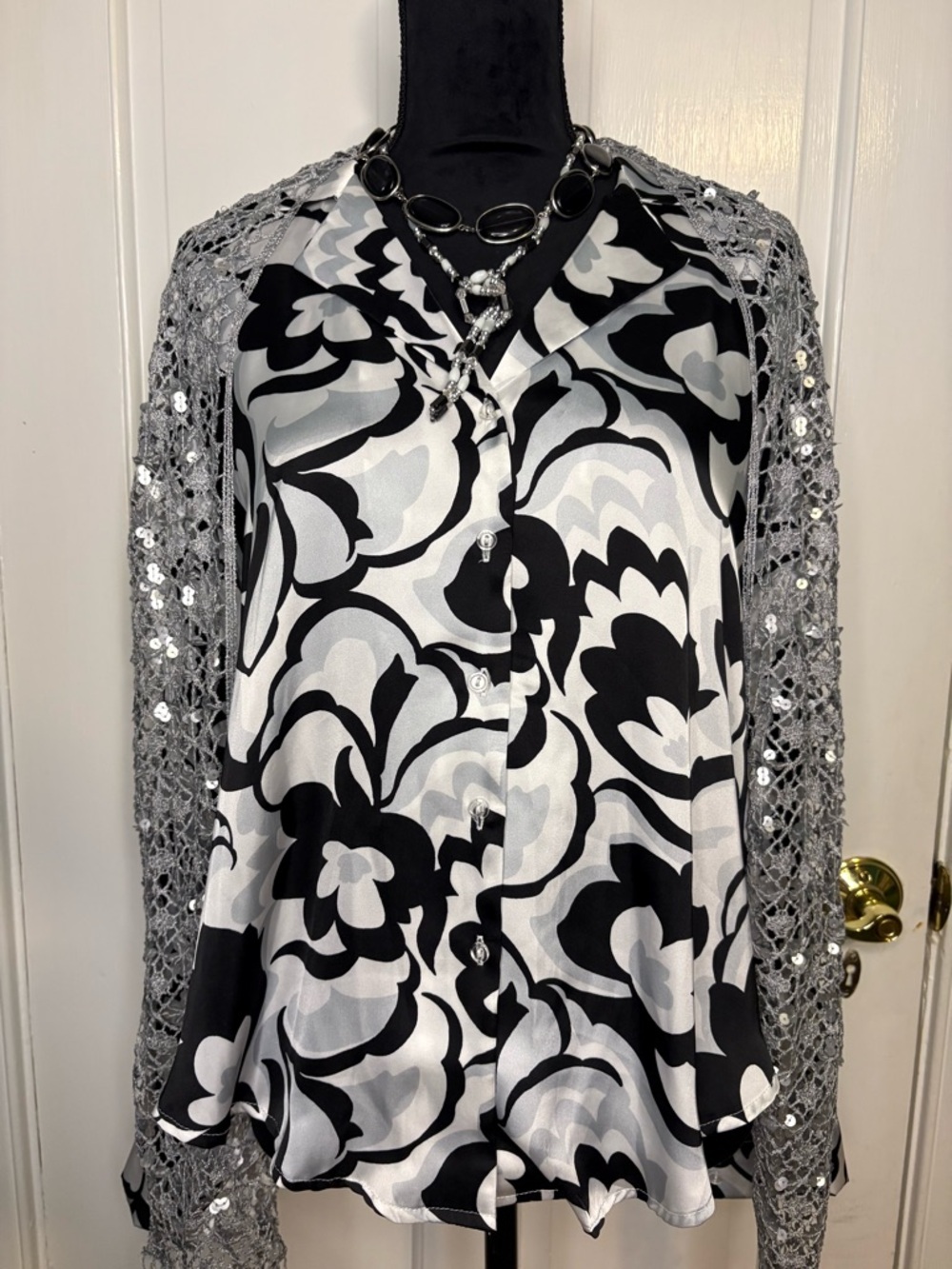 Black & White Blouse
